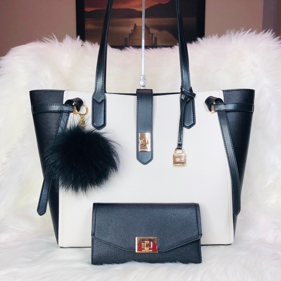 Michael Kors Handbags - 3PCS Michael Kors Cassie Large Tote Wallet Charms